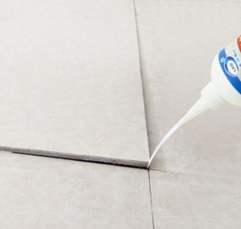 新邵瓷砖空鼓维修公司分享卫生间瓷砖脱落的原因可能有以下几点